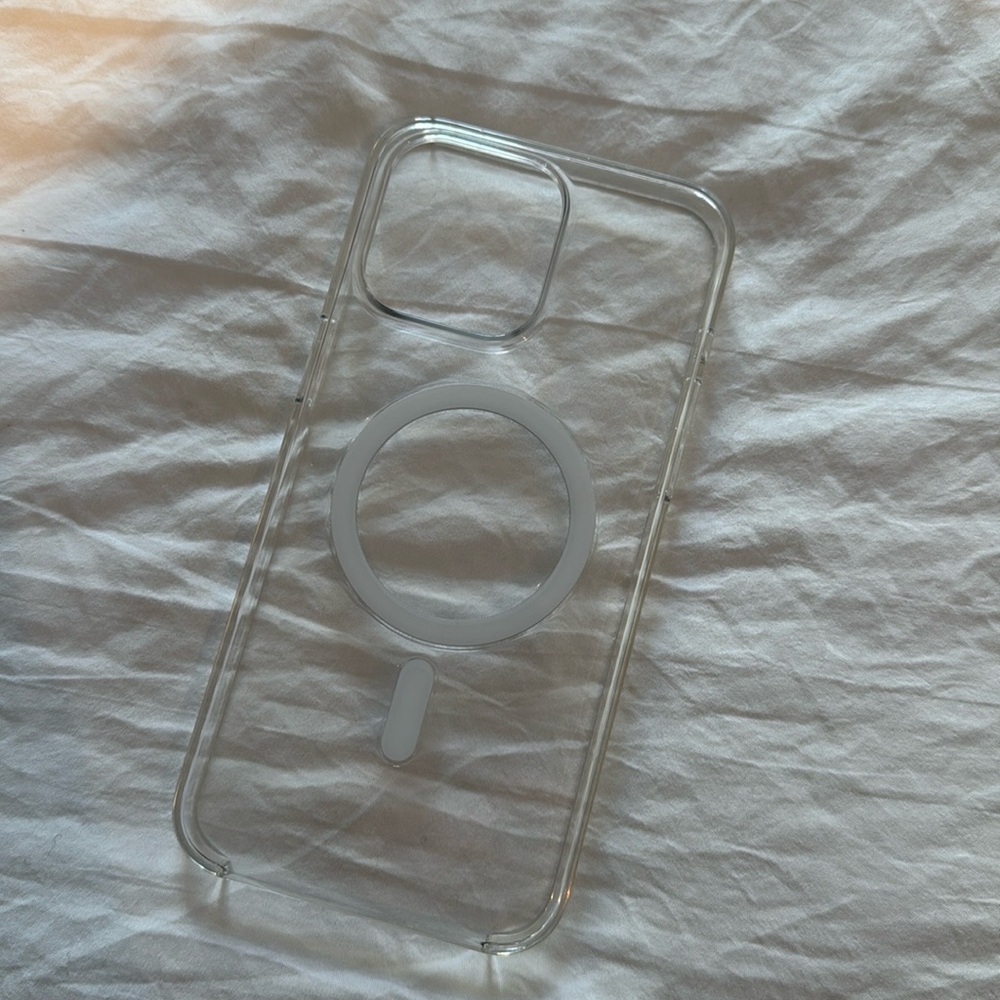 iPhone 15 pro max - Apple clear MagSafe
